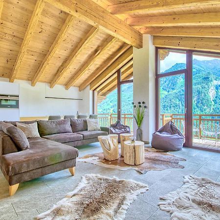 Ski-In Ski-Out Chalet Maiskogel "Bergli" - By Alpen Apartments Капрун Экстерьер фото